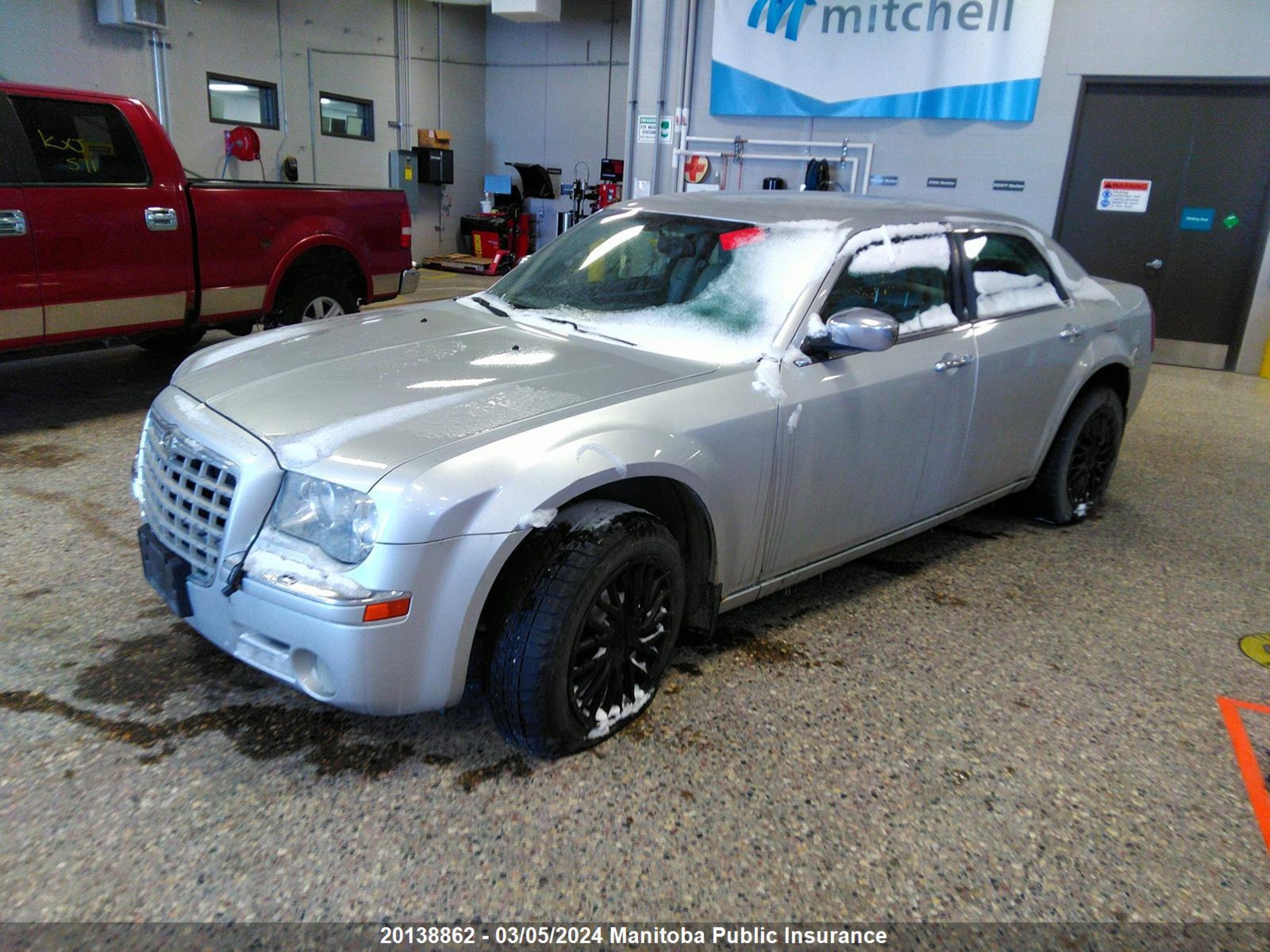 Photo 1 VIN: 2C3JK63H45H696288 - CHRYSLER 300C 