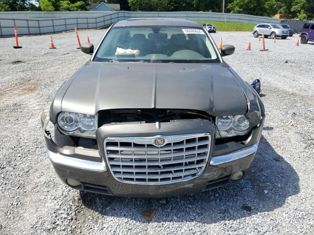 Photo 4 VIN: 2C3KA33G18H159055 - CHRYSLER 300 