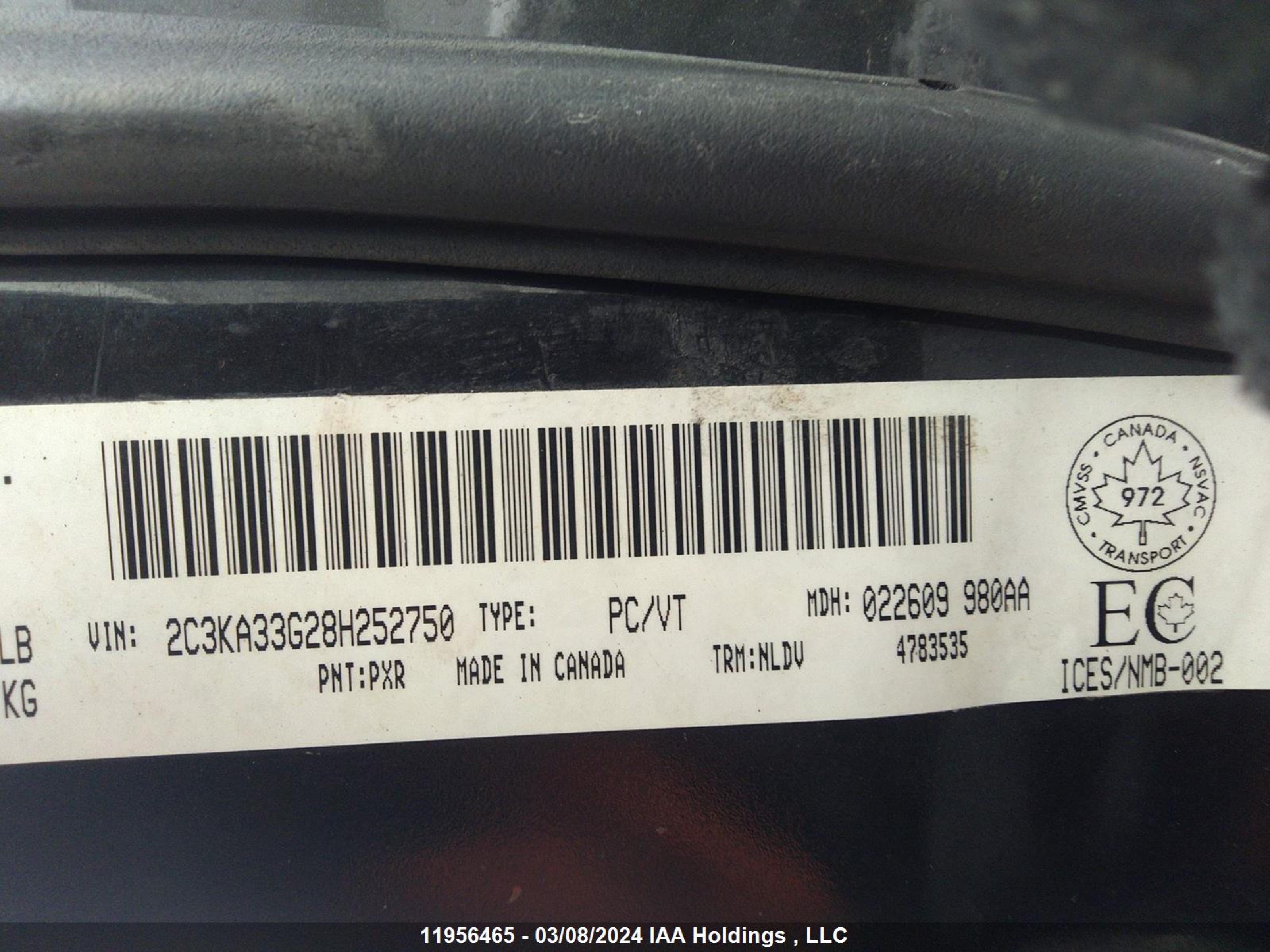 Photo 8 VIN: 2C3KA33G28H252750 - CHRYSLER 300 