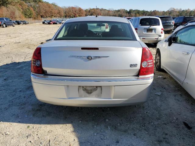 Photo 5 VIN: 2C3KA33G68H335386 - CHRYSLER 300 