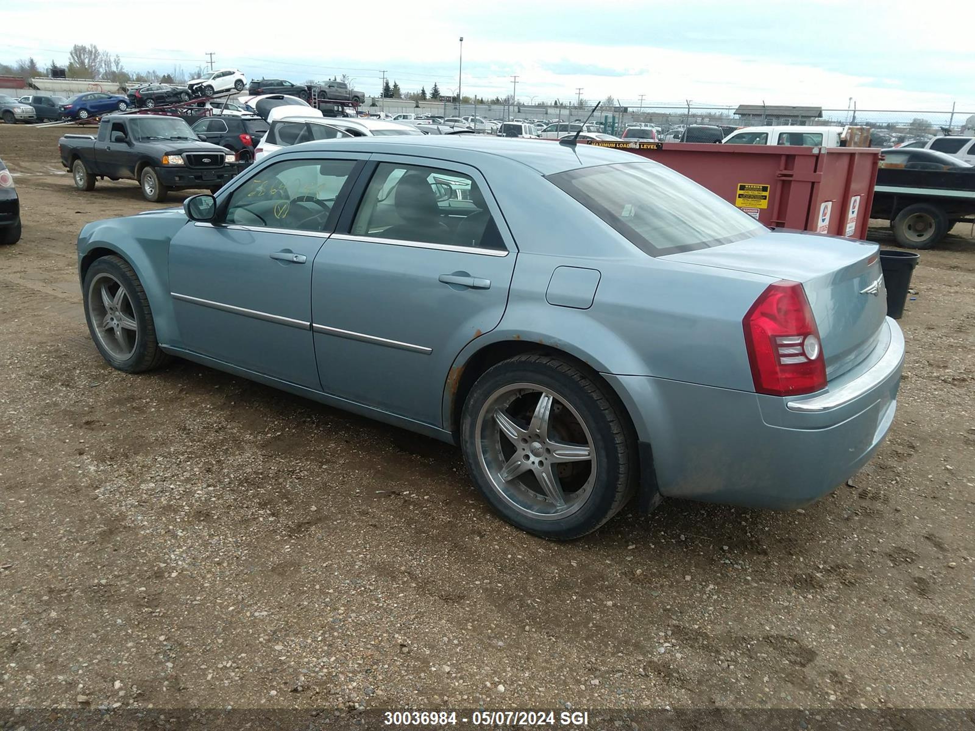 Photo 2 VIN: 2C3KA33G78H294847 - CHRYSLER 300 