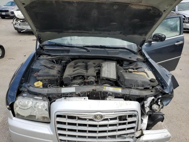 Photo 10 VIN: 2C3KA33GX8H183113 - CHRYSLER 300 