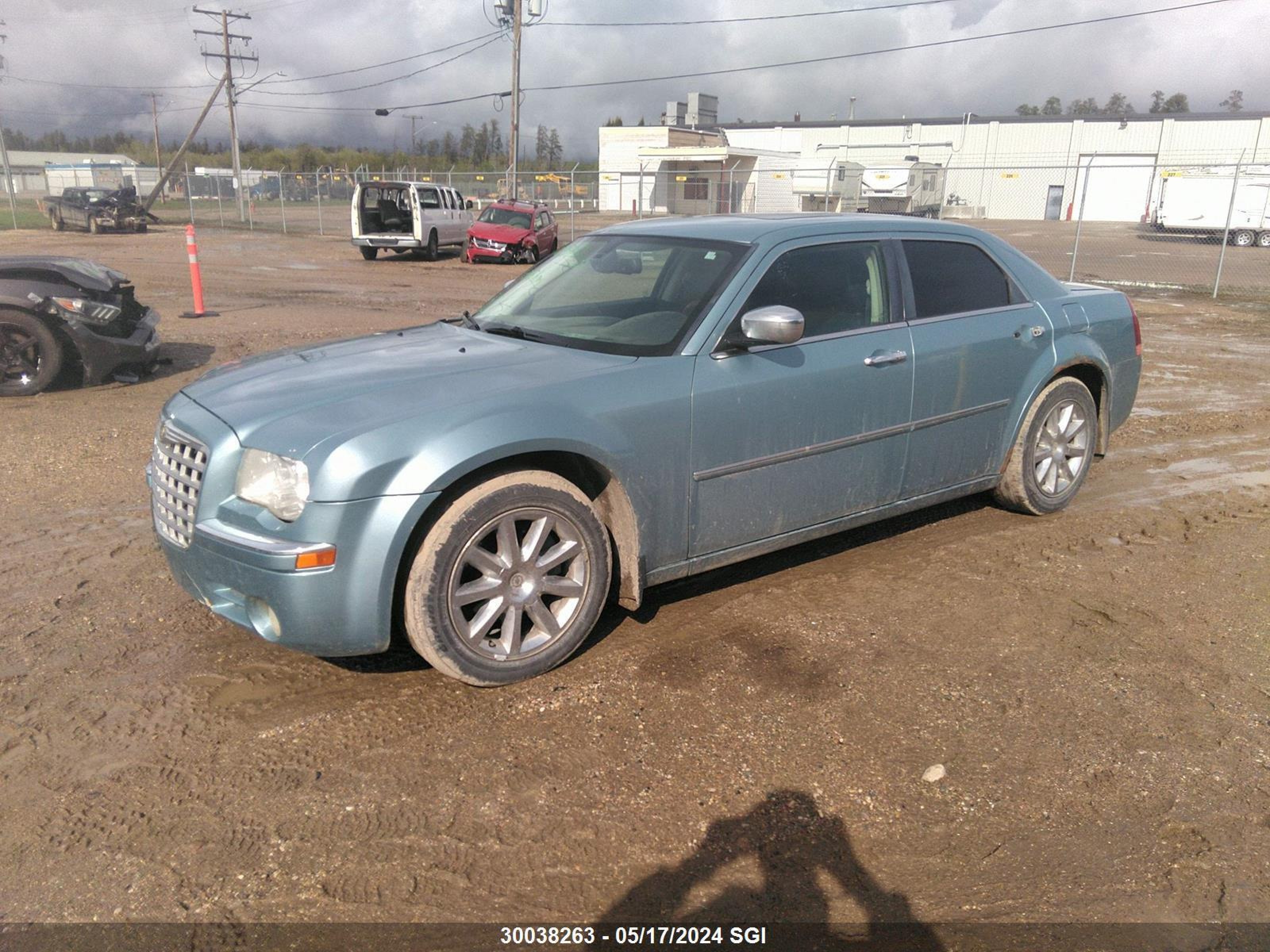 Photo 1 VIN: 2C3KA33V99H587794 - CHRYSLER 300 