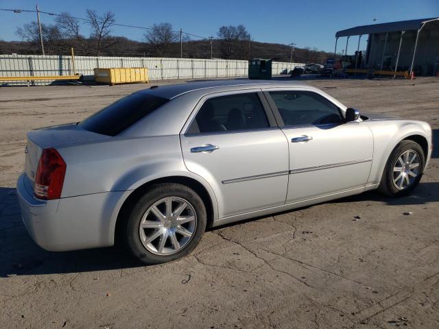 Photo 2 VIN: 2C3KA33VX9H554450 - CHRYSLER 300 