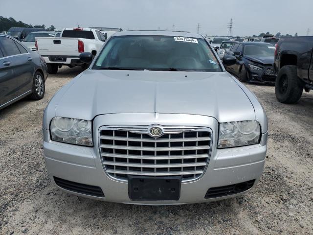 Photo 4 VIN: 2C3KA43D29H565083 - CHRYSLER 300 