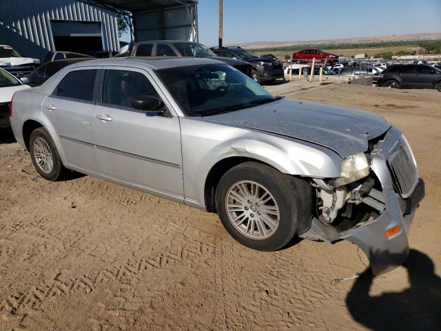 Photo 3 VIN: 2C3KA43D59H628399 - CHRYSLER 300 LX 