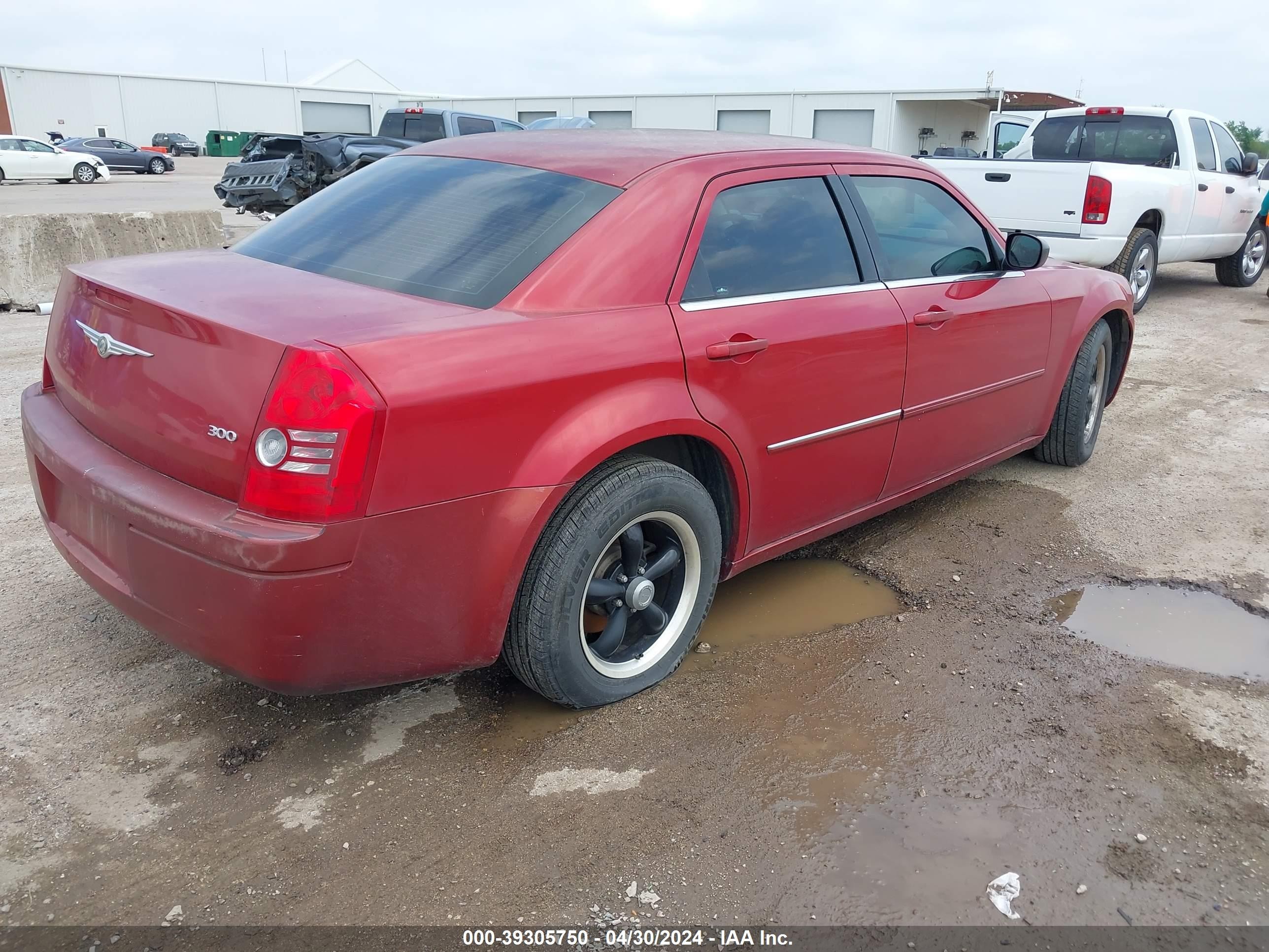 Photo 3 VIN: 2C3KA43D99H577537 - CHRYSLER 300 