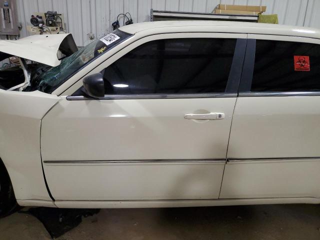 Photo 6 VIN: 2C3KA43D99H612335 - CHRYSLER 300 LX 