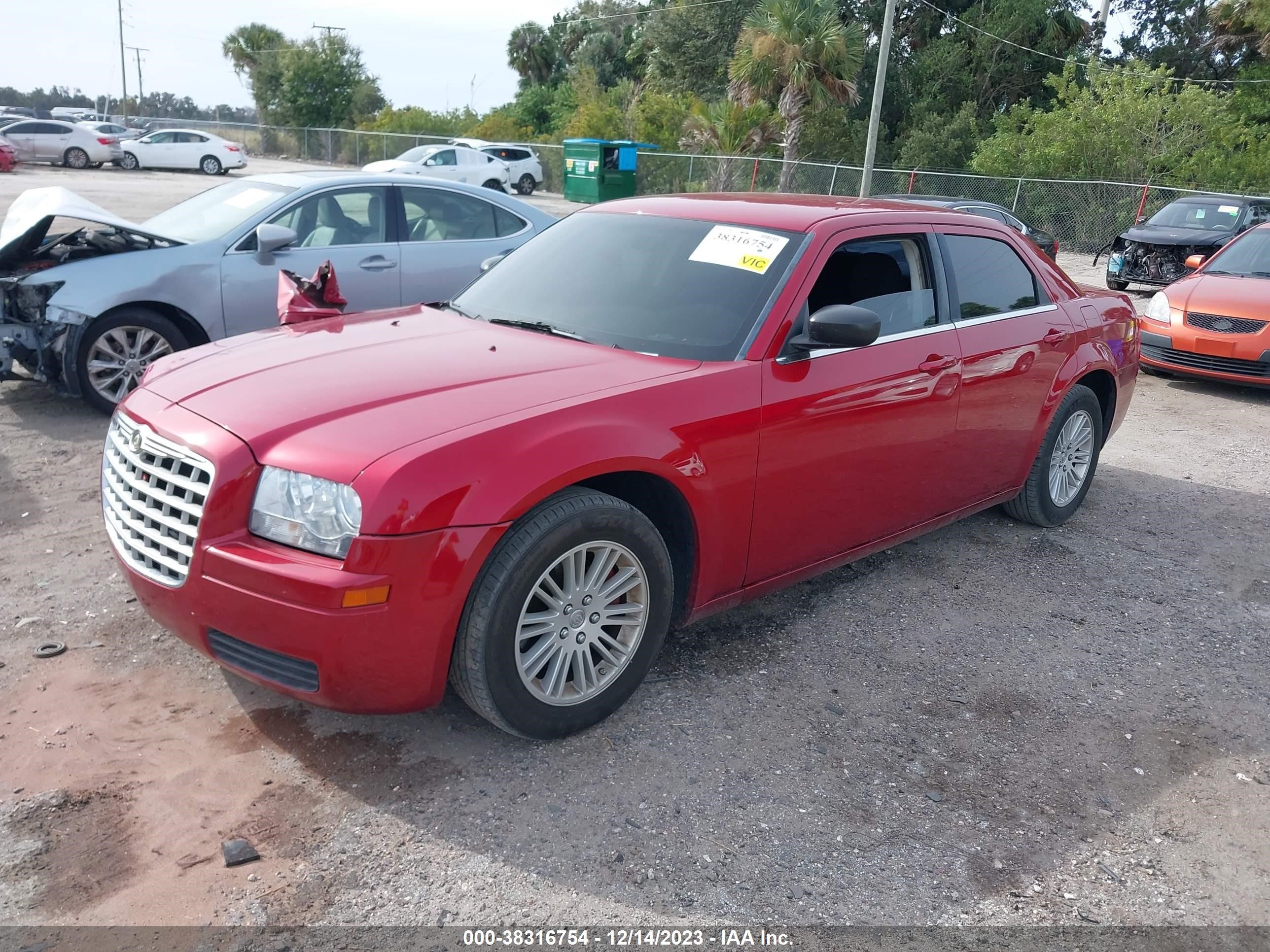 Photo 1 VIN: 2C3KA43D99H628454 - CHRYSLER 300 