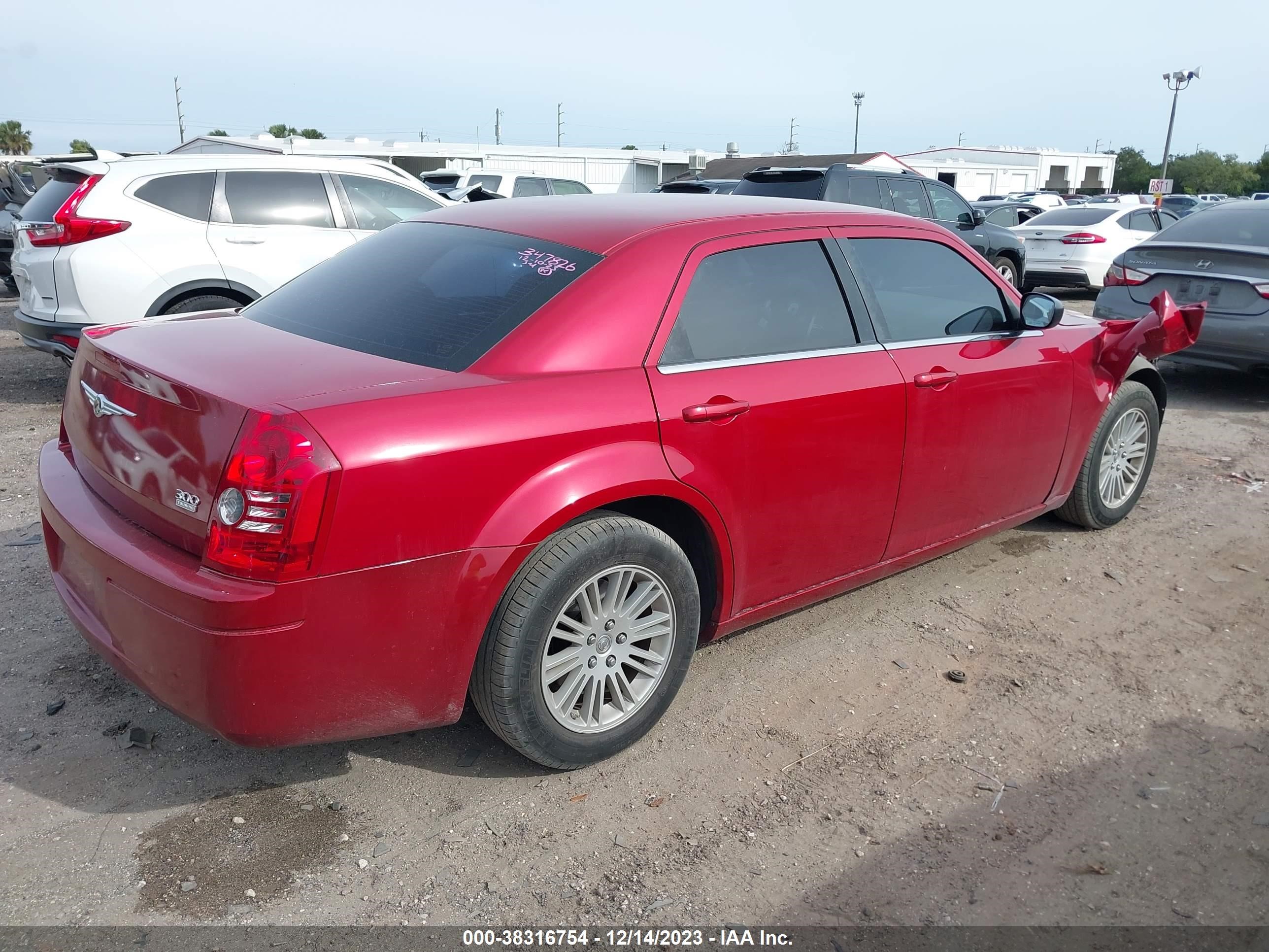 Photo 3 VIN: 2C3KA43D99H628454 - CHRYSLER 300 