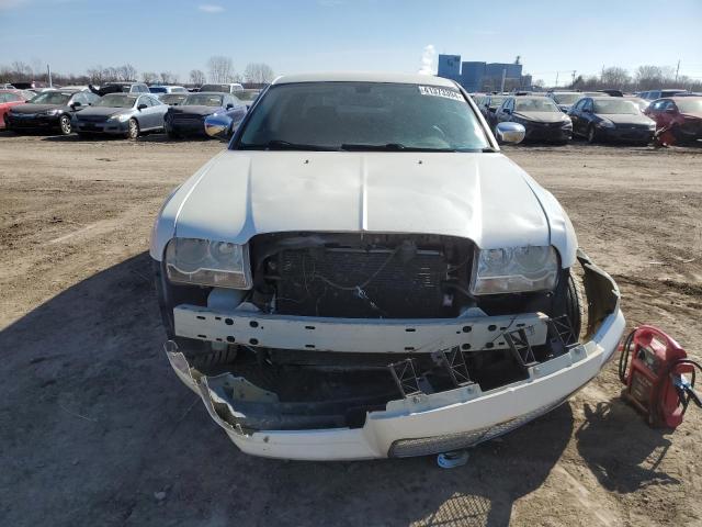 Photo 4 VIN: 2C3KA43DX9H571942 - CHRYSLER 300 