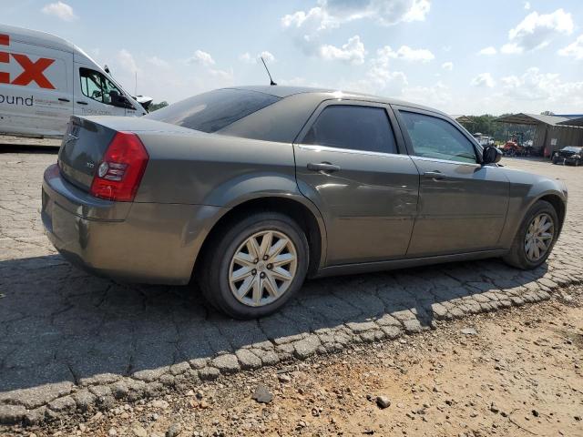 Photo 2 VIN: 2C3KA43R08H122408 - CHRYSLER 300 LX 