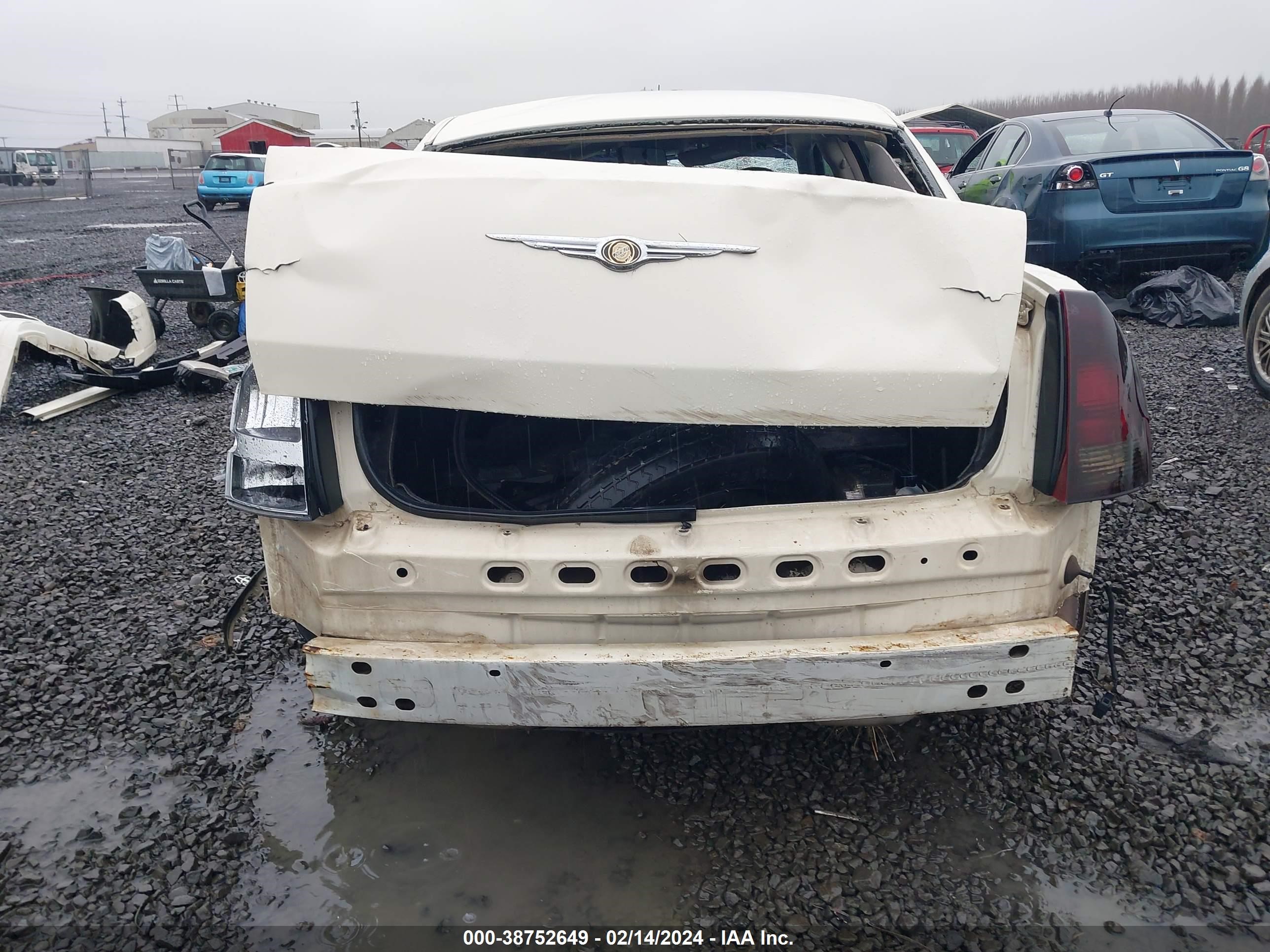 Photo 16 VIN: 2C3KA43R16H215791 - CHRYSLER 300 