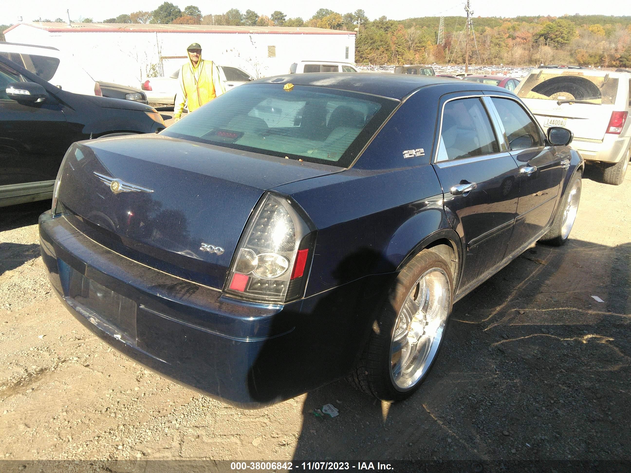 Photo 3 VIN: 2C3KA43R16H477049 - CHRYSLER 300 