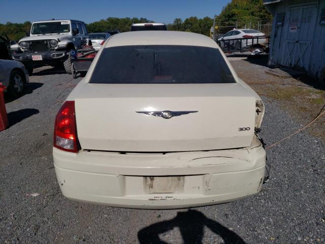 Photo 5 VIN: 2C3KA43R17H747138 - CHRYSLER 300 