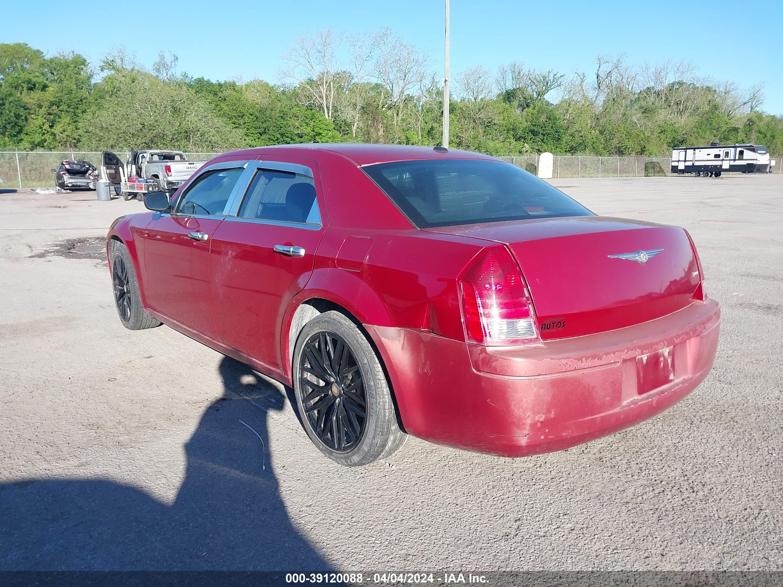 Photo 2 VIN: 2C3KA43R27H822235 - CHRYSLER 300 