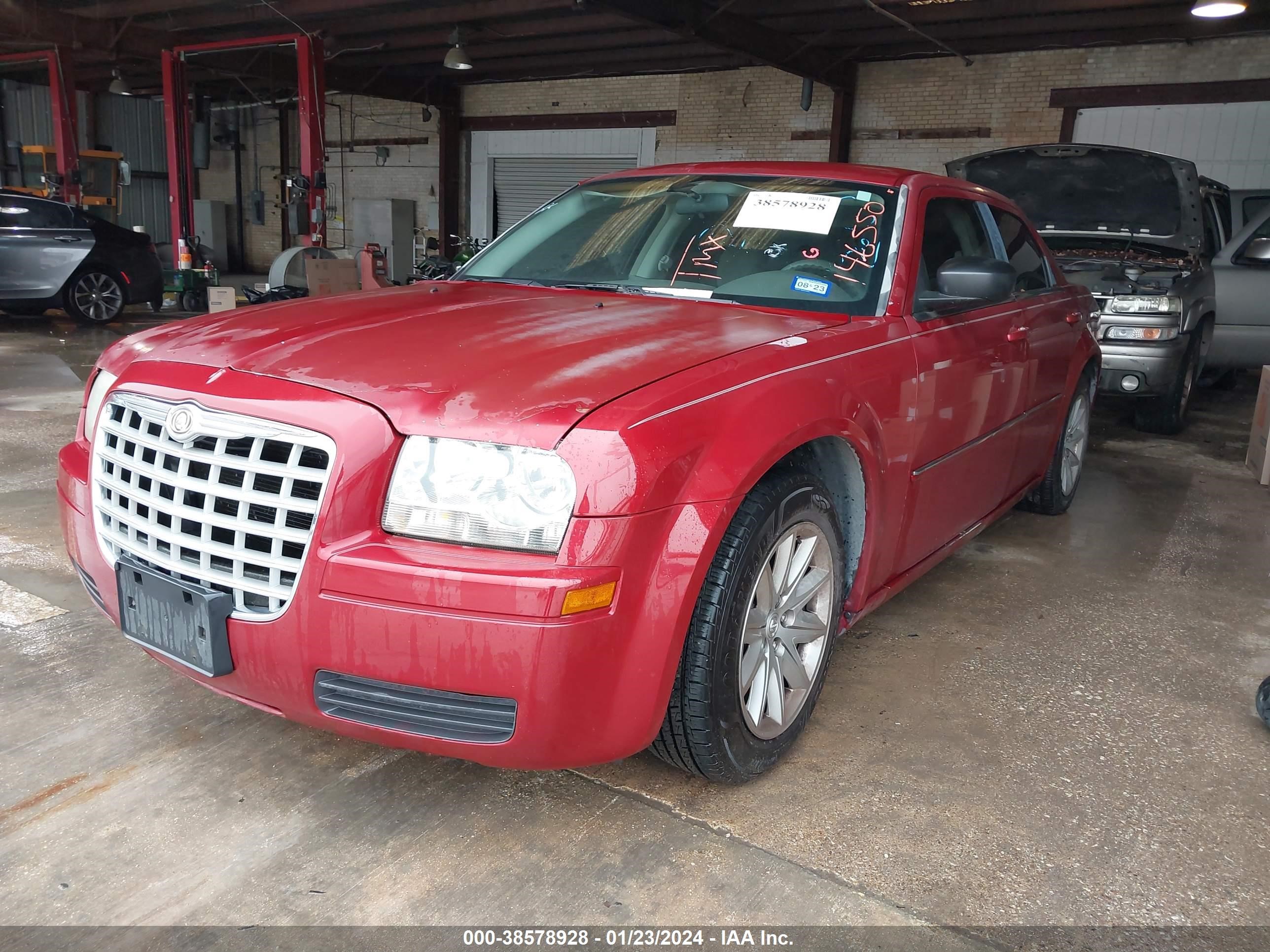 Photo 1 VIN: 2C3KA43R28H146550 - CHRYSLER 300 