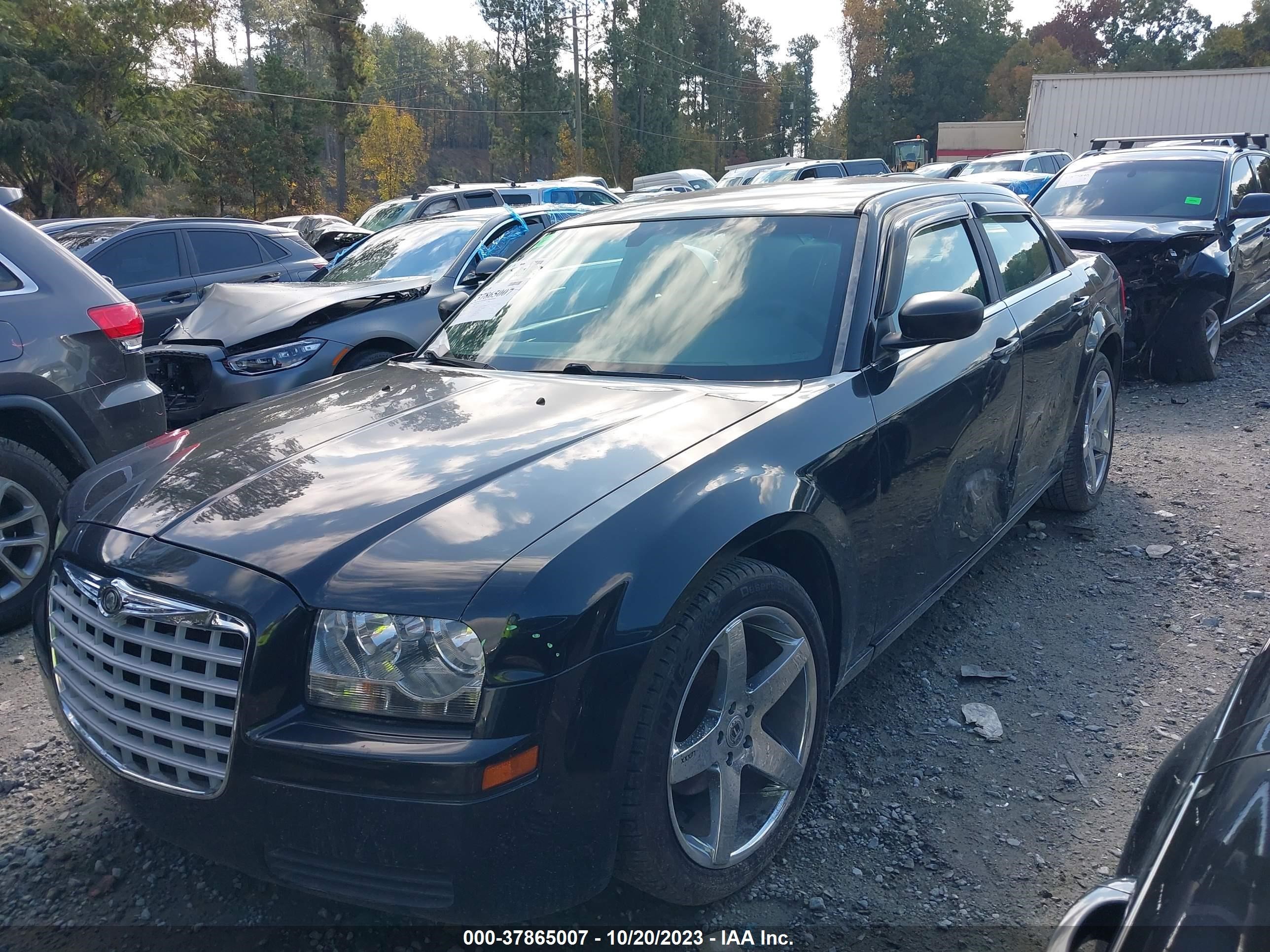 Photo 1 VIN: 2C3KA43R47H682043 - CHRYSLER 300 