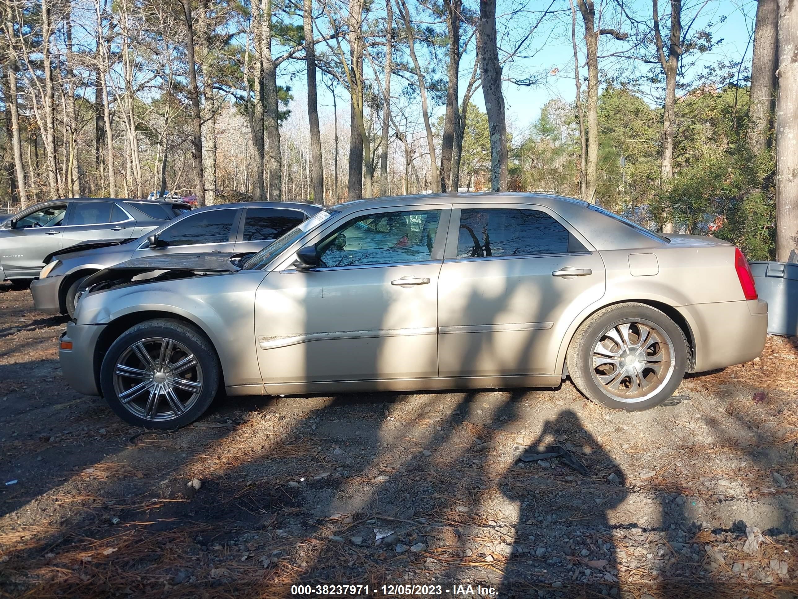 Photo 13 VIN: 2C3KA43R56H303114 - CHRYSLER 300 