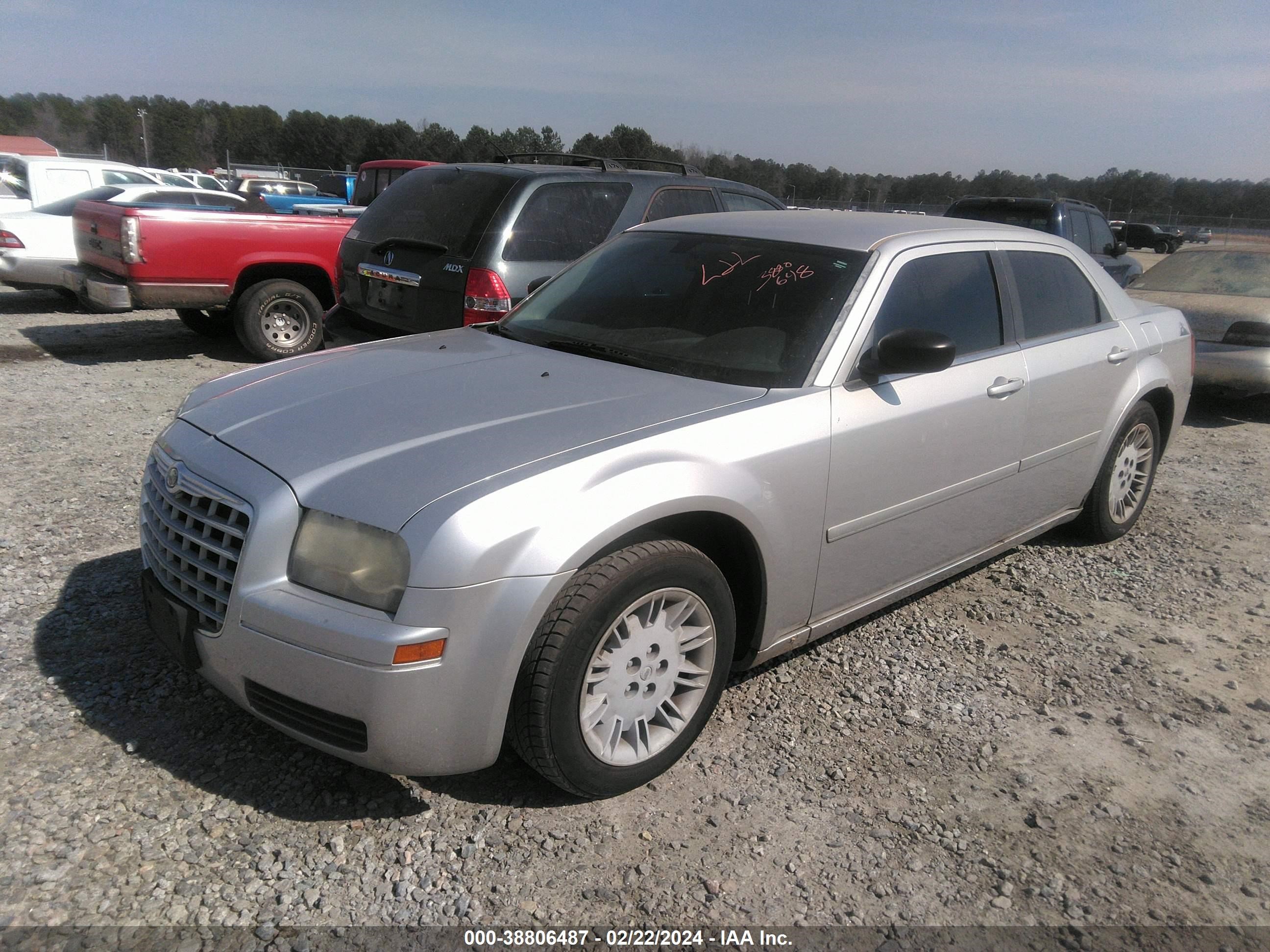 Photo 1 VIN: 2C3KA43R56H470637 - CHRYSLER 300 