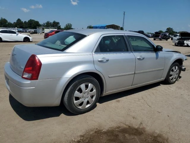 Photo 2 VIN: 2C3KA43R57H711405 - CHRYSLER 300 