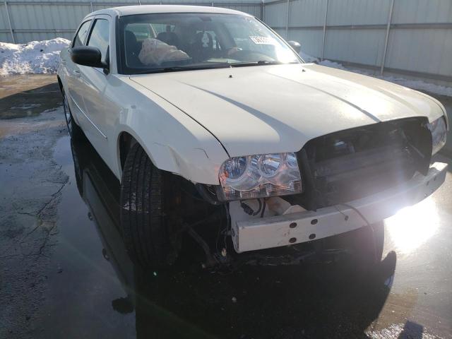 Photo 0 VIN: 2C3KA43R58H105684 - CHRYSLER 300 LX 