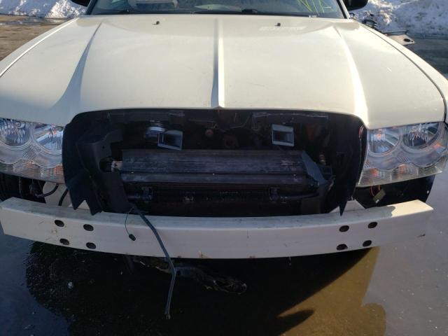 Photo 8 VIN: 2C3KA43R58H105684 - CHRYSLER 300 LX 