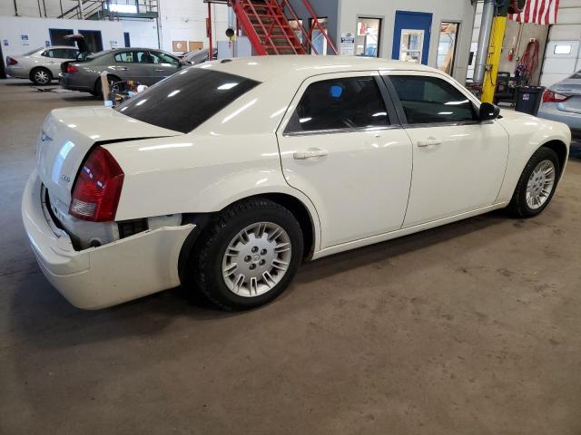 Photo 2 VIN: 2C3KA43R67H802165 - CHRYSLER 300 