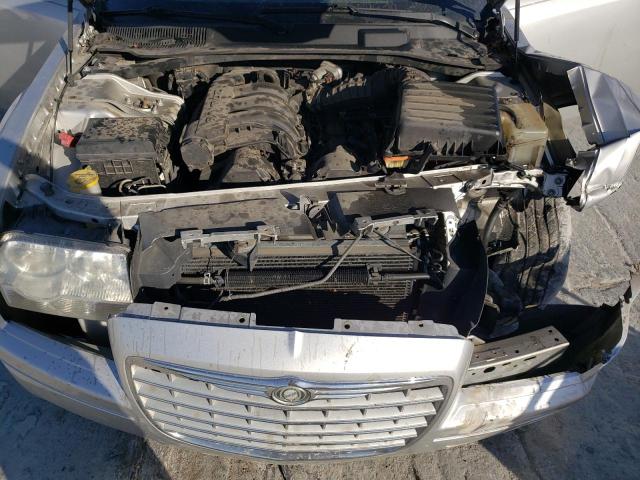 Photo 10 VIN: 2C3KA43R68H125118 - CHRYSLER 300 