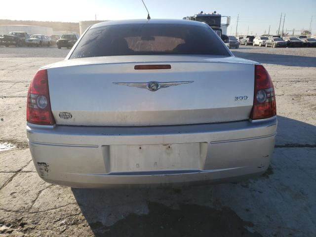 Photo 5 VIN: 2C3KA43R68H125118 - CHRYSLER 300 