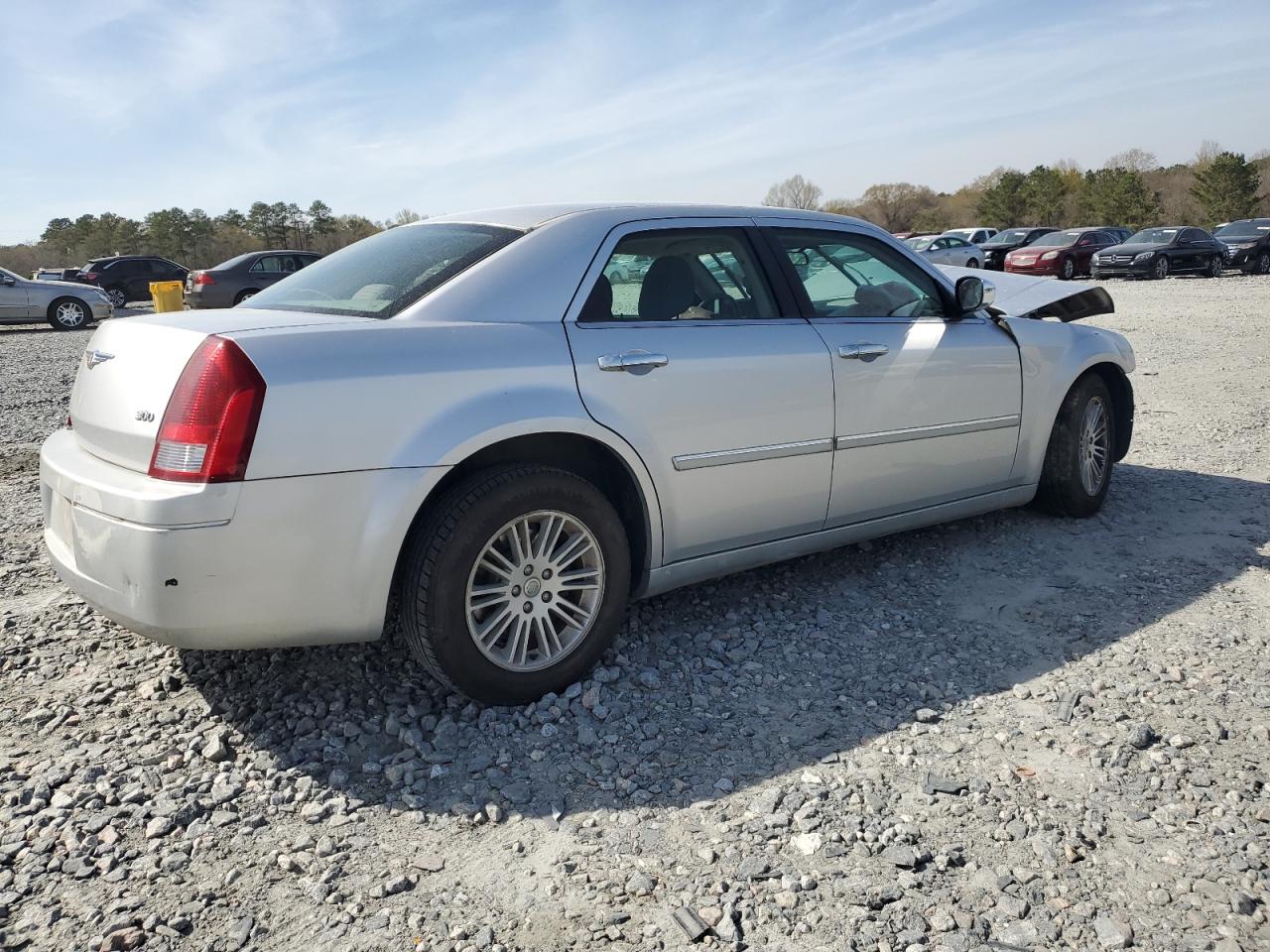 Photo 2 VIN: 2C3KA43R77H701619 - CHRYSLER 300 