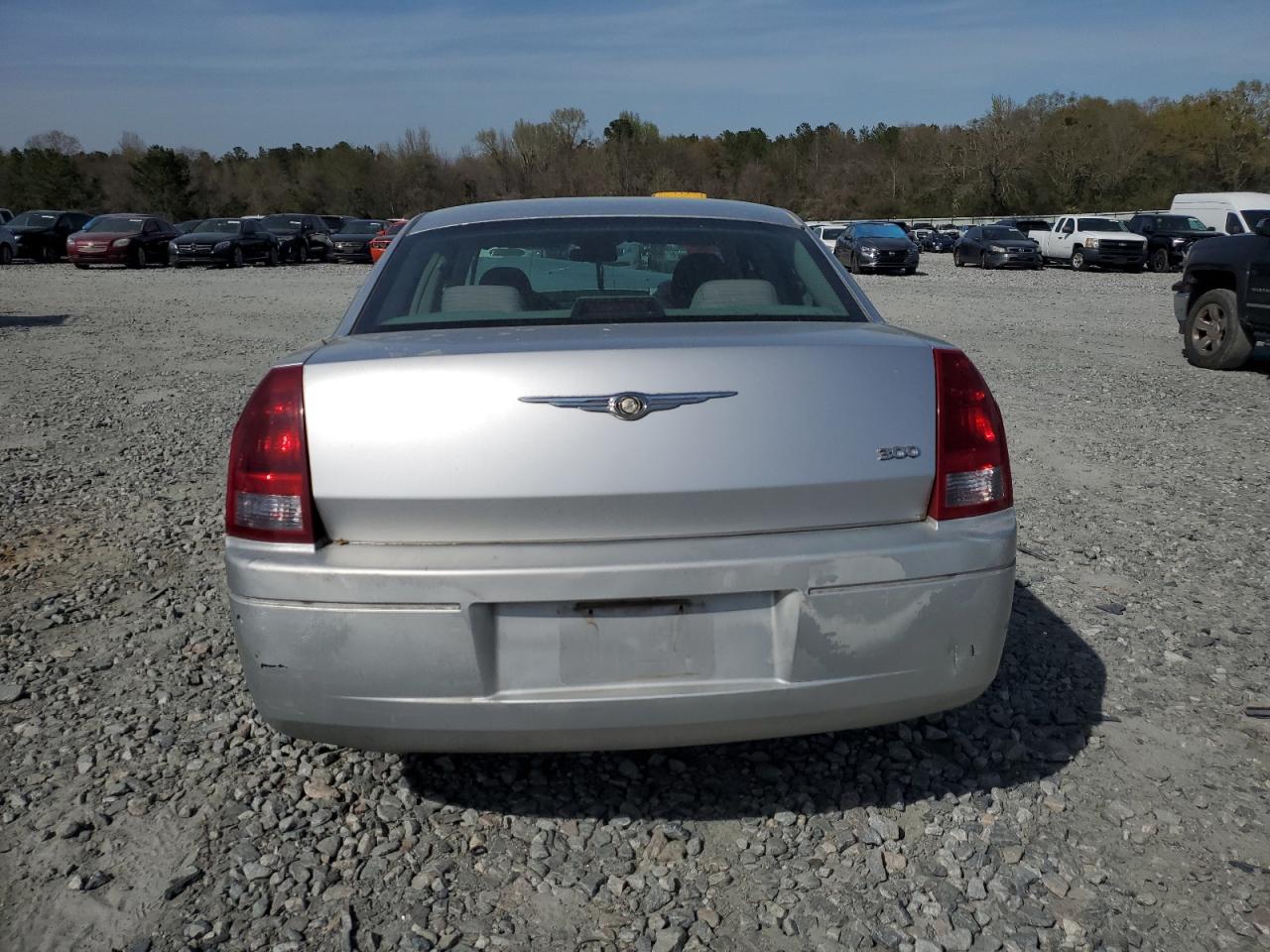 Photo 5 VIN: 2C3KA43R77H701619 - CHRYSLER 300 