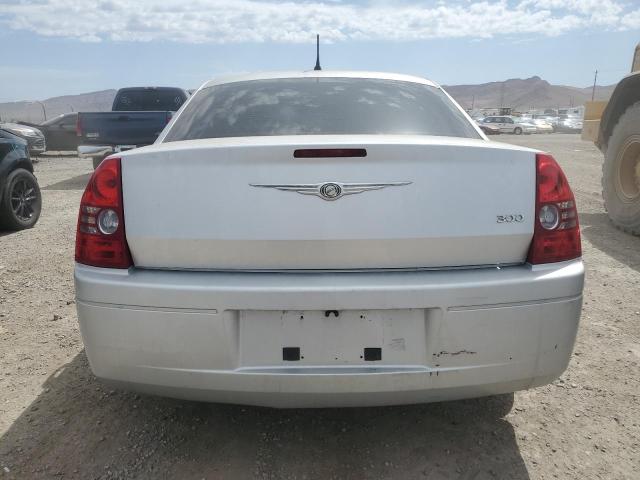 Photo 5 VIN: 2C3KA43R78H122812 - CHRYSLER 300 