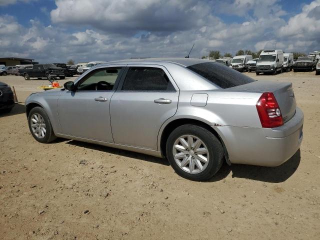 Photo 1 VIN: 2C3KA43R88H137013 - CHRYSLER 300 LX 