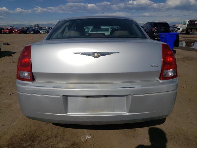 Photo 5 VIN: 2C3KA43R97H753432 - CHRYSLER 300 