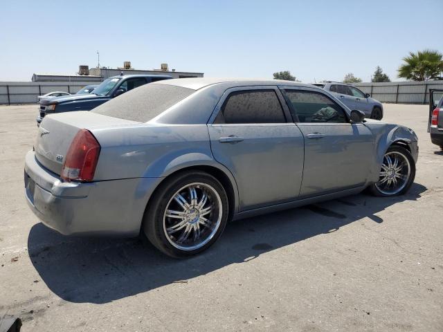 Photo 2 VIN: 2C3KA43R97H820997 - CHRYSLER 300 