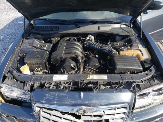 Photo 6 VIN: 2C3KA43R98H126991 - CHRYSLER 300 LX 