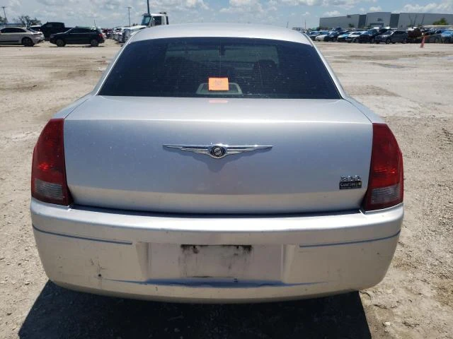 Photo 5 VIN: 2C3KA43RX7H639598 - CHRYSLER 300 