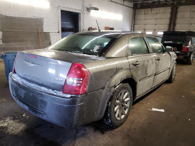 Photo 3 VIN: 2C3KA43RX8H123064 - CHRYSLER 300 LX 