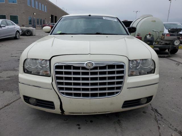 Photo 4 VIN: 2C3KA53G06H487639 - CHRYSLER 300 