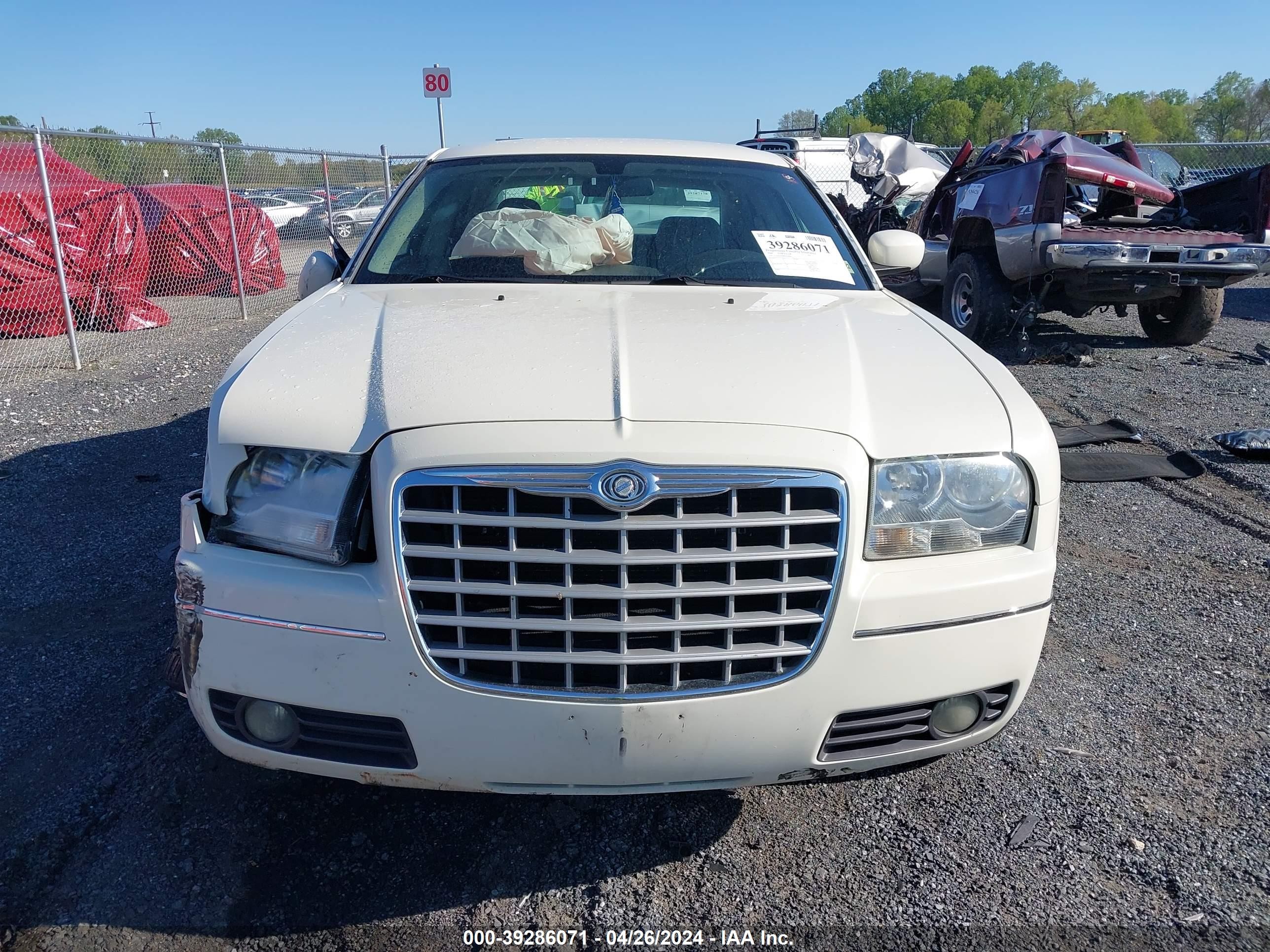 Photo 11 VIN: 2C3KA53G06H524026 - CHRYSLER 300 