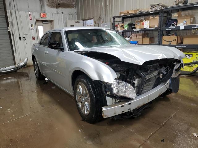 Photo 3 VIN: 2C3KA53G07H682254 - CHRYSLER 300 