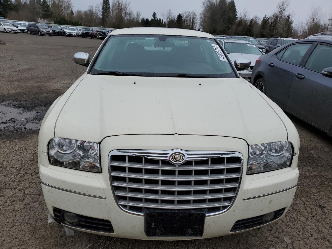 Photo 4 VIN: 2C3KA53G16H158092 - CHRYSLER 300 