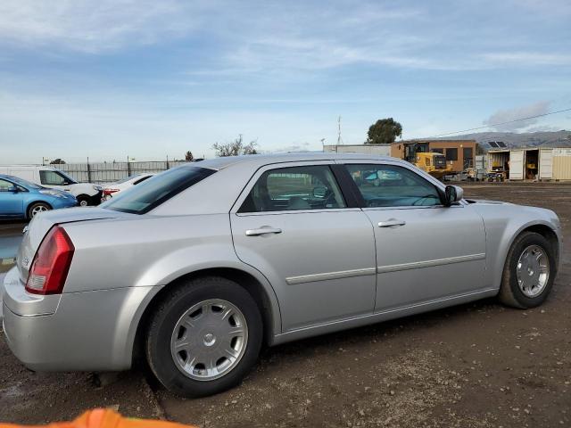 Photo 2 VIN: 2C3KA53G16H527324 - CHRYSLER 300 