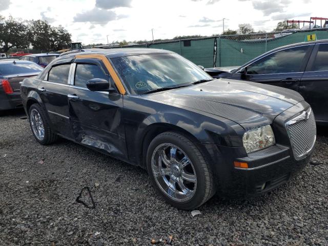 Photo 3 VIN: 2C3KA53G17H746821 - CHRYSLER 300 