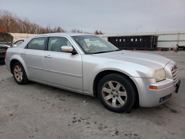 Photo 3 VIN: 2C3KA53G17H828659 - CHRYSLER 300 