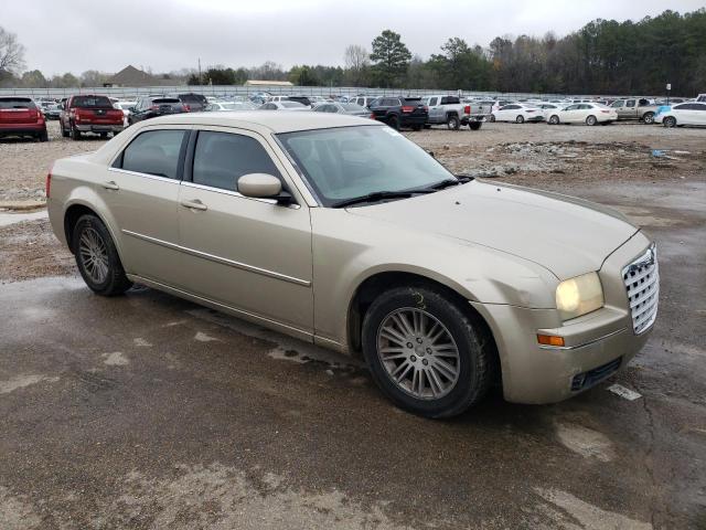 Photo 3 VIN: 2C3KA53G18H330687 - CHRYSLER 300 