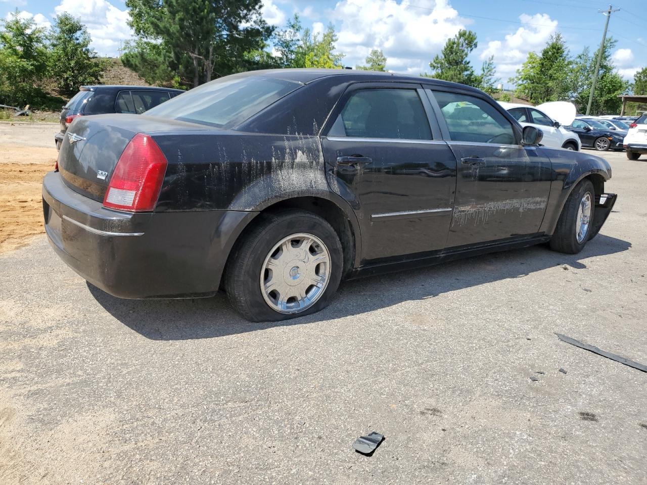 Photo 2 VIN: 2C3KA53G26H113338 - CHRYSLER 300 