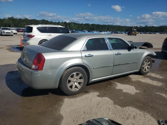 Photo 2 VIN: 2C3KA53G26H165634 - CHRYSLER 300 