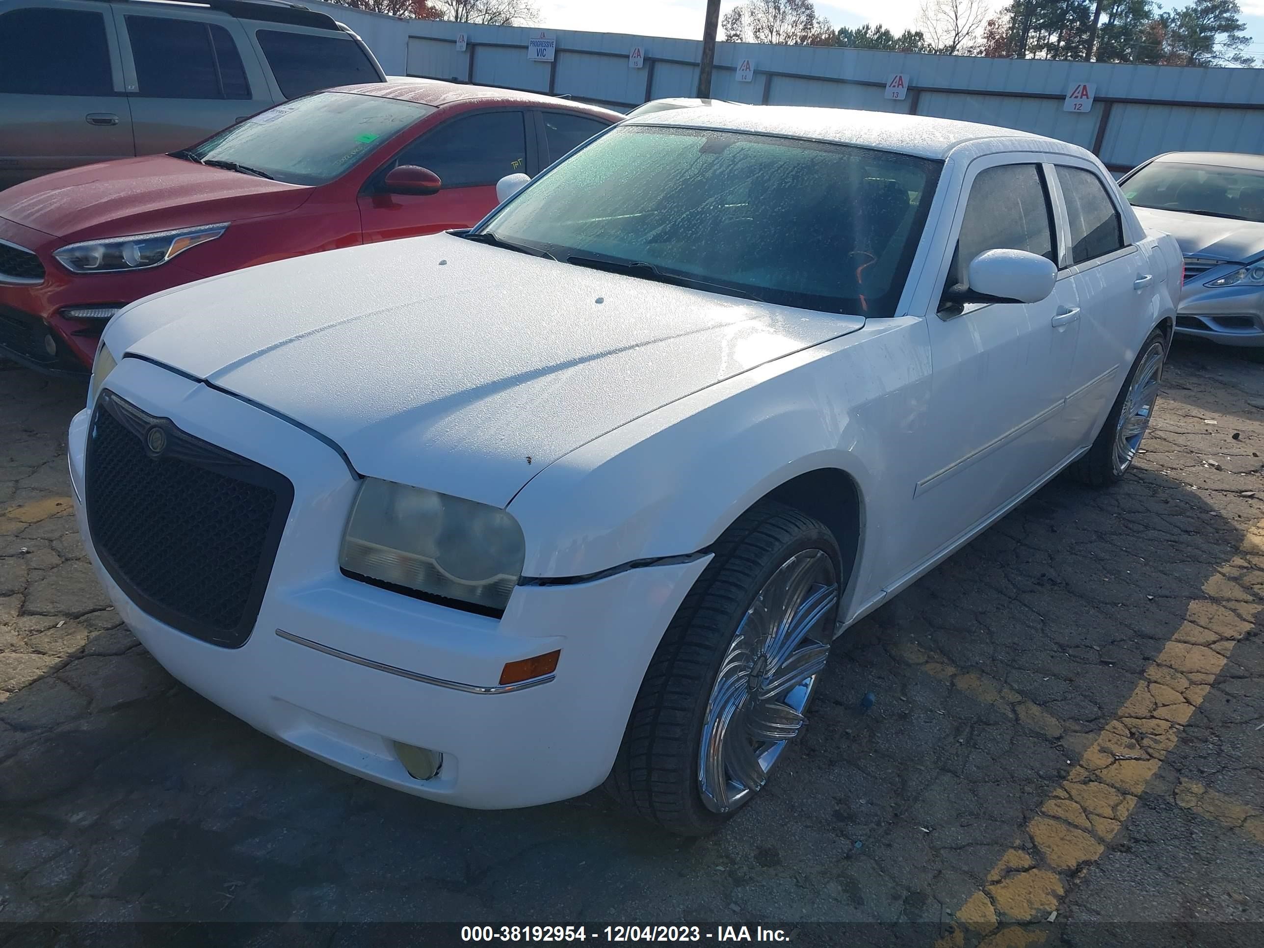 Photo 1 VIN: 2C3KA53G27H628115 - CHRYSLER 300 